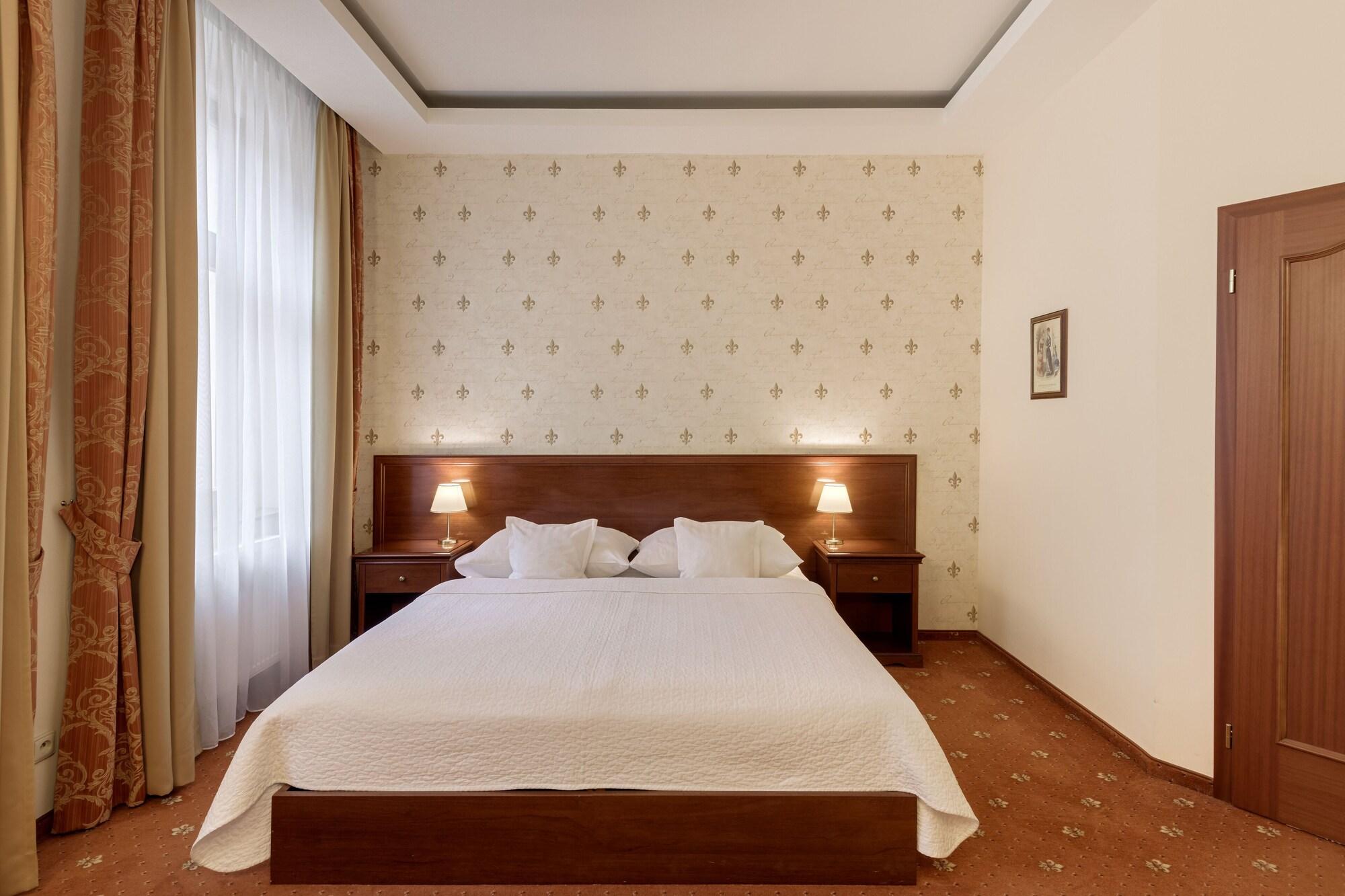 Louren Hotel Praha Bagian luar foto