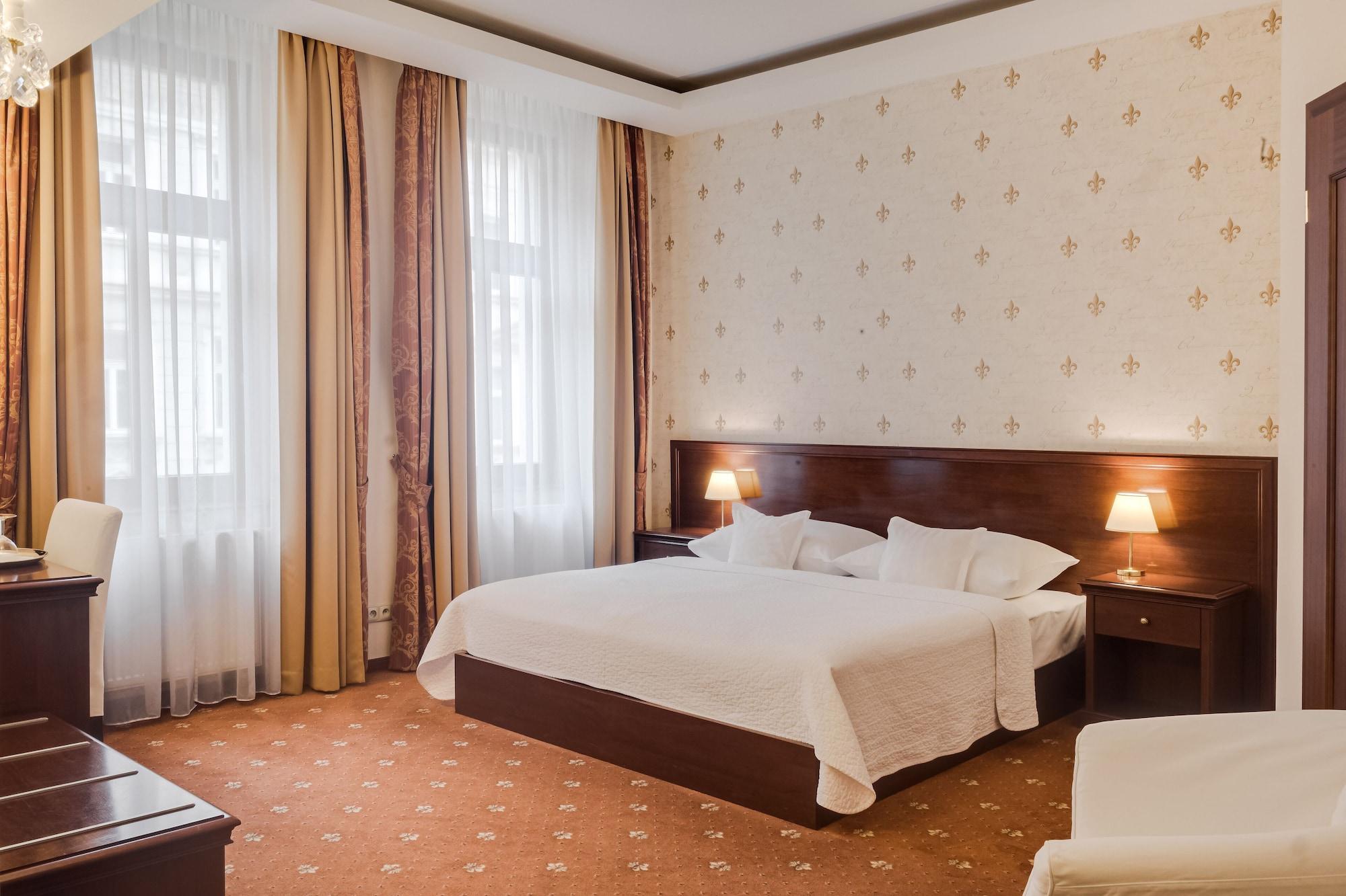 Louren Hotel Praha Bagian luar foto