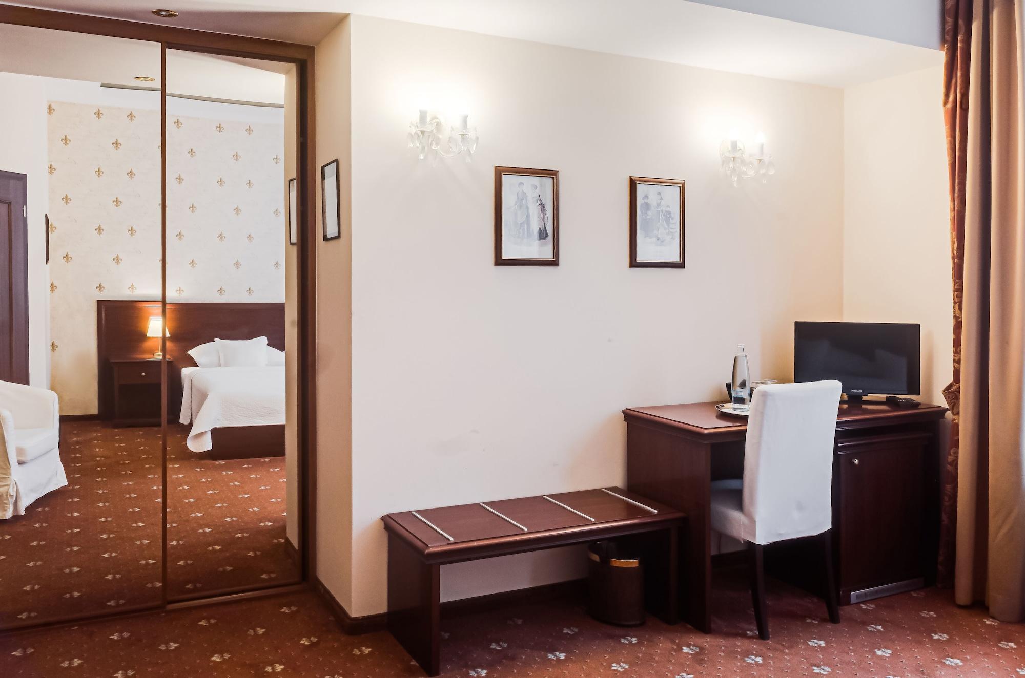Louren Hotel Praha Bagian luar foto
